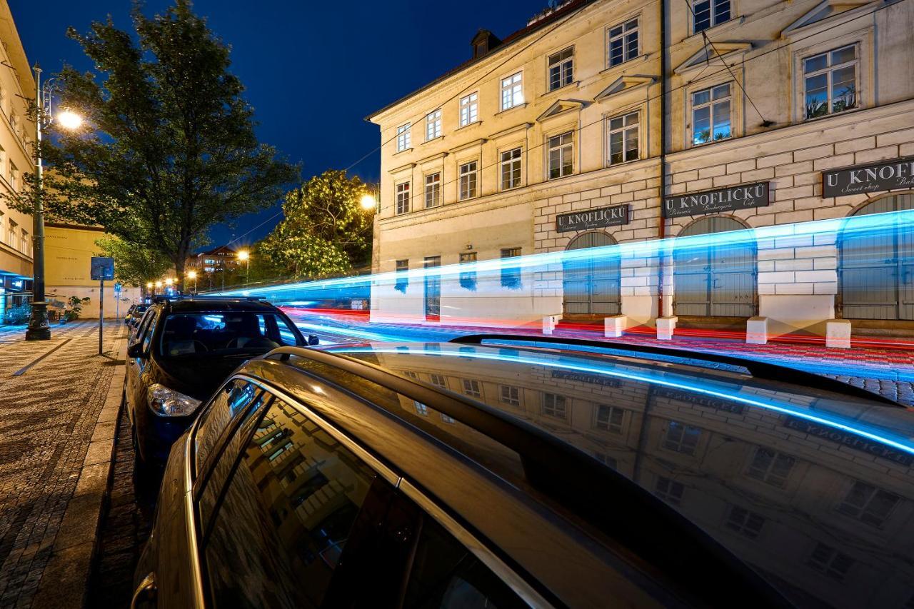 Downtown Suites Mala Strana Praha Bagian luar foto